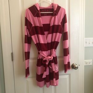 VS PINK hooded robe